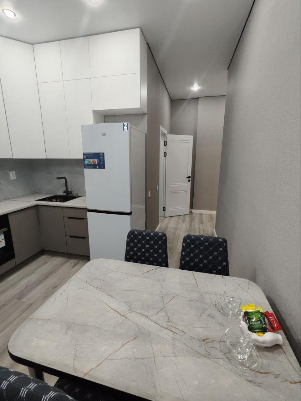жк Sat блок G Apartment *